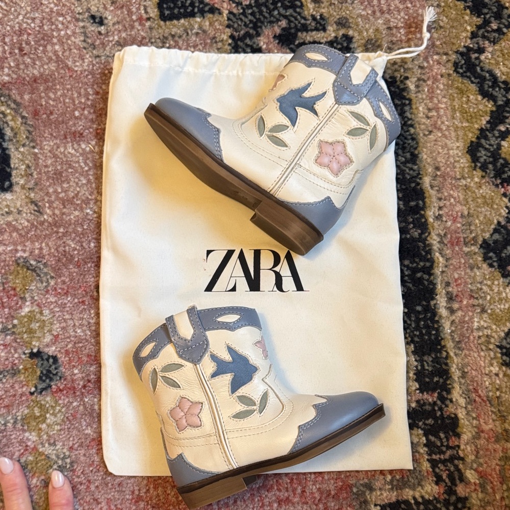 Kickin It ..
Zara Kids Blue and Cream Floral Boots